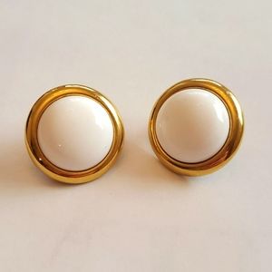 Vintage Monet clip on earrings round Gold White Tone Jewelry